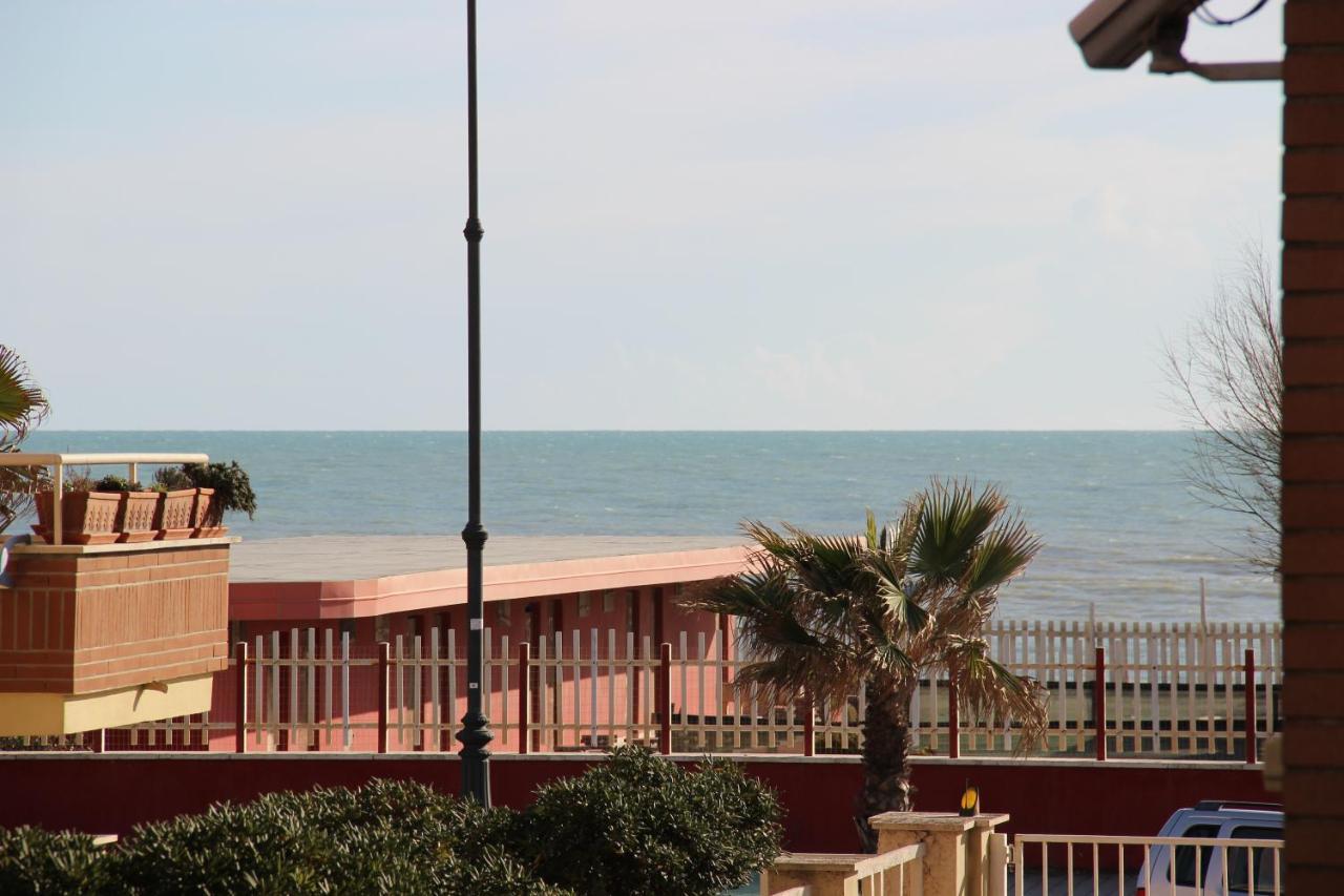 Appartamento Via Dei Fabbri Navali Lido di Ostia Ngoại thất bức ảnh